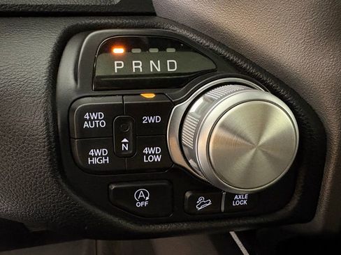 Used 2020 RAM 1500 Laramie image 28