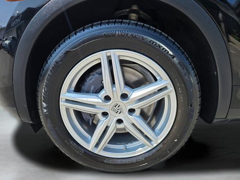 Used 2012 Porsche Cayenne AWD/4WD image 31