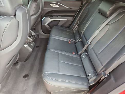 Used 2024 Cadillac Lyriq Sport image 20