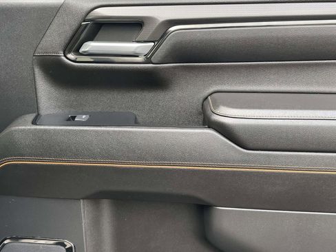 Used 2023 GMC Sierra 1500 AT4 w/ AT4 Premium Package image 16