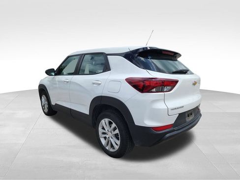 Used 2023 Chevrolet TrailBlazer LS FWD image 7