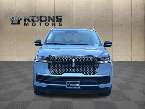New 2026 Lincoln Navigator L Reserve AWD/4WD image 3
