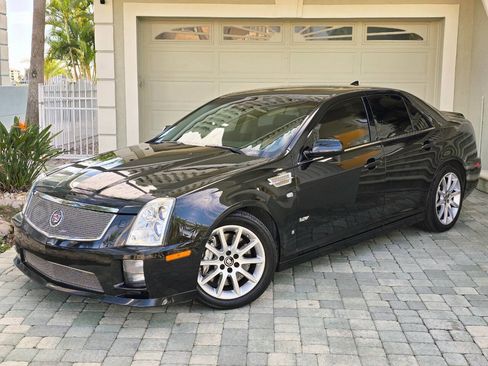 Used 2009 Cadillac STS V image 5