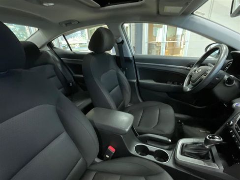 Used 2018 Hyundai Elantra Value Edition w/ Cargo Package FWD image 31