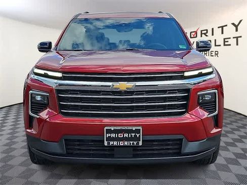 New 2026 Chevrolet Traverse LT w/ Driver Confidence Package image 2