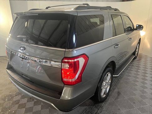 Used 2019 Ford Expedition XLT w/ Equipment Group 202A image 5