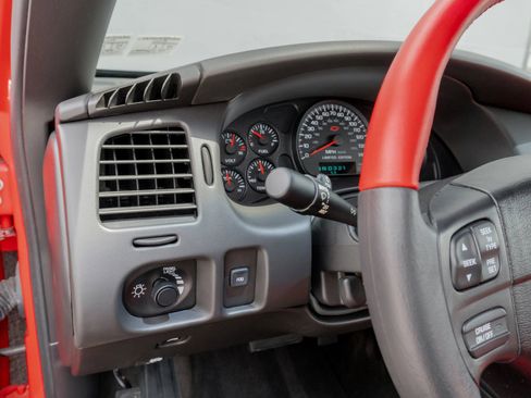 Used 2000 Chevrolet Monte Carlo SS FWD image 60