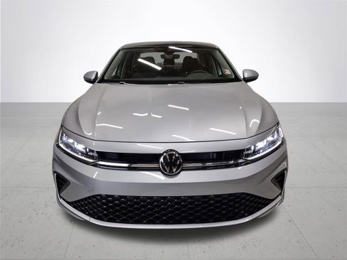 New 2026 Volkswagen Jetta SE FWD image 3