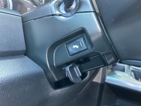 Used 2018 RAM 1500 Sport w/ Sport Premium Group image 30