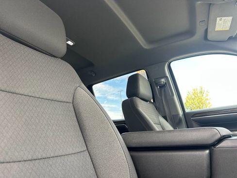 Used 2024 Chevrolet Silverado 1500 LT w/ Work Truck Package AWD/4WD image 17
