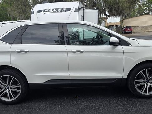 Used 2022 Ford Edge Titanium AWD/4WD image 11
