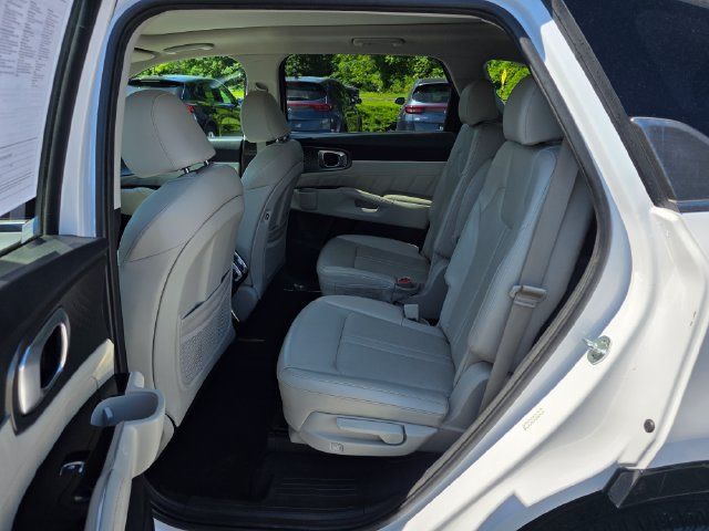 Used 2021 Kia Sorento SX AWD/4WD image 18