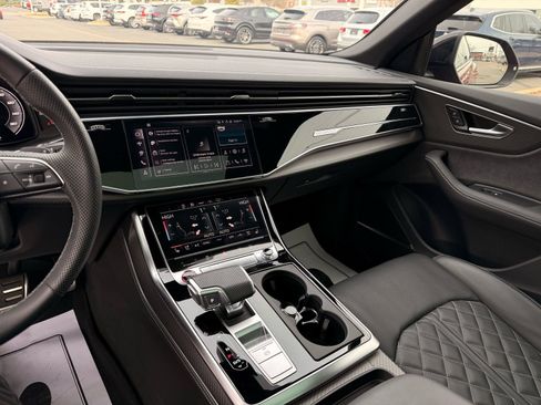 Used 2024 Audi SQ8 Premium Plus image 50