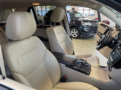 Used 2017 Mercedes-Benz GLE 350 4MATIC image 23