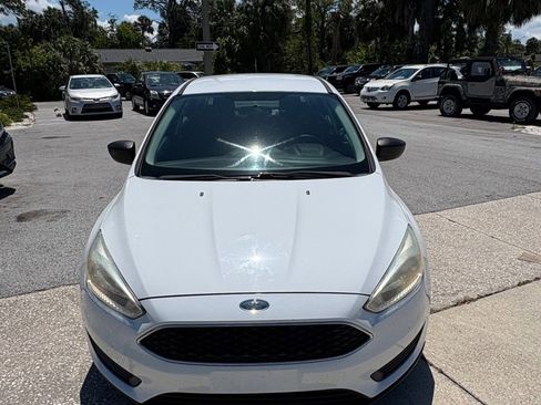 Used 2016 Ford Focus S FWD image 2