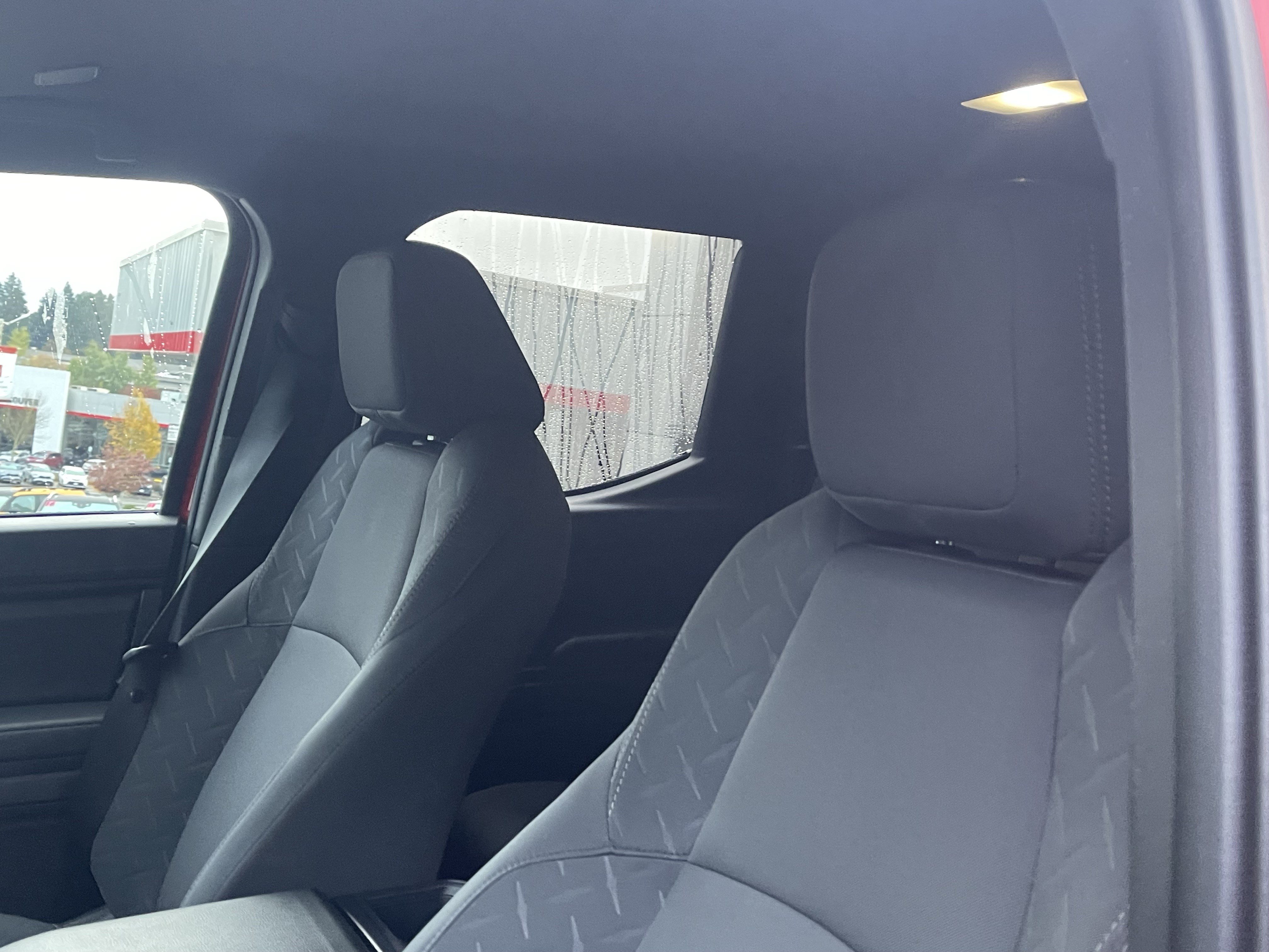 Used 2025 Toyota Tacoma SR5 AWD/4WD image 19