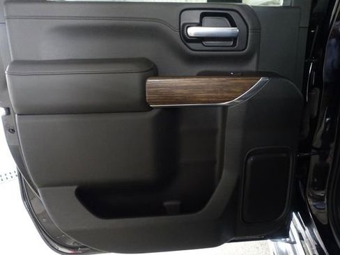 Used 2021 Chevrolet Silverado 3500 High Country w/ Z71 Off-Road Package image 18