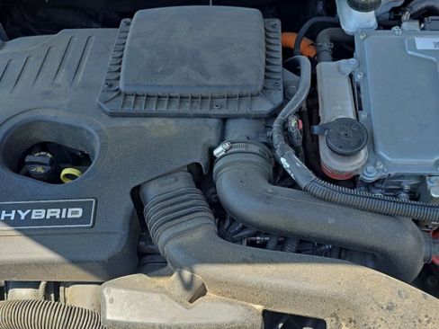 Used 2018 Ford Fusion SE FWD image 13