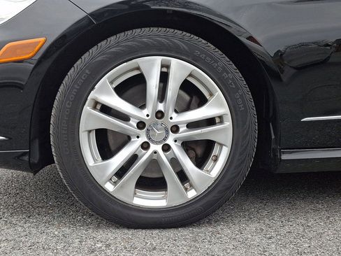 Used 2011 Mercedes-Benz E 350 4MATIC Sedan image 8