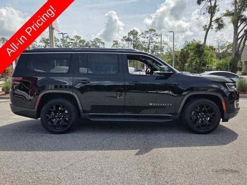Used 2022 Jeep Wagoneer Series II RWD image 6