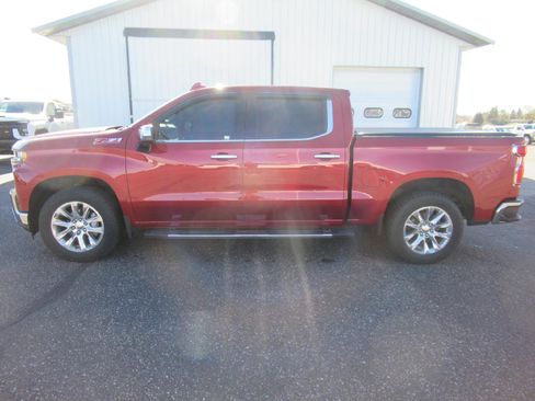 Used 2020 Chevrolet Silverado 1500 LTZ w/ LTZ Premium Package AWD/4WD image 8