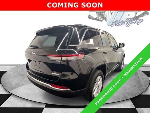 Used 2023 Jeep Grand Cherokee Limited AWD/4WD image 6