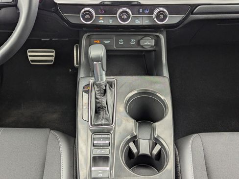 Used 2025 Honda Civic Sport image 19