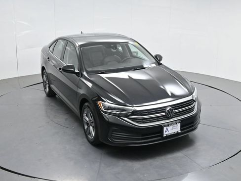 Used 2024 Volkswagen Jetta SE FWD image 52