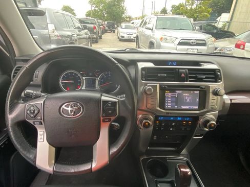 Used 2016 Toyota 4Runner Limited RWD image 9