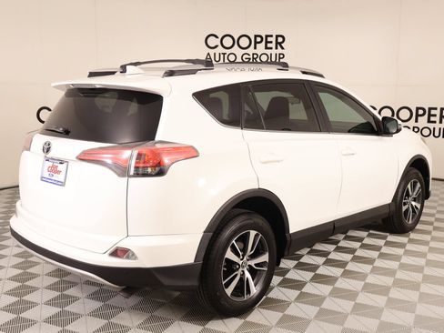 Used 2016 Toyota RAV4 XLE w/ Convenience Package FWD image 20