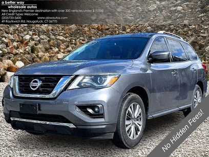 Used 2020 Nissan Pathfinder SV