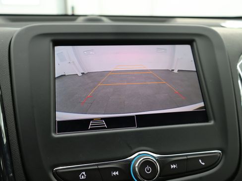 Used 2024 Chevrolet Equinox RS w/ LPO, Floor Liner Package AWD/4WD image 16