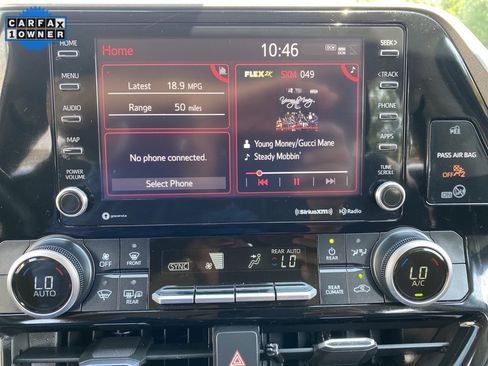 Used 2020 Toyota Highlander LE image 35