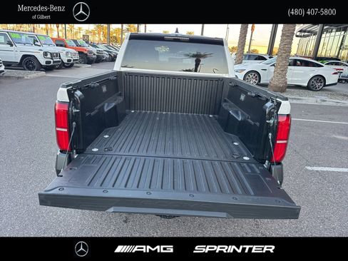 Used 2025 Toyota Tacoma SR image 5