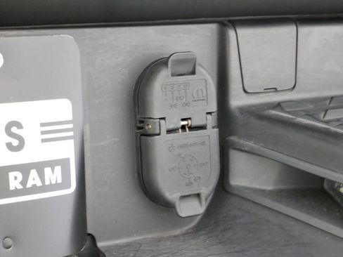 Used 2022 RAM 1500 Big Horn image 52