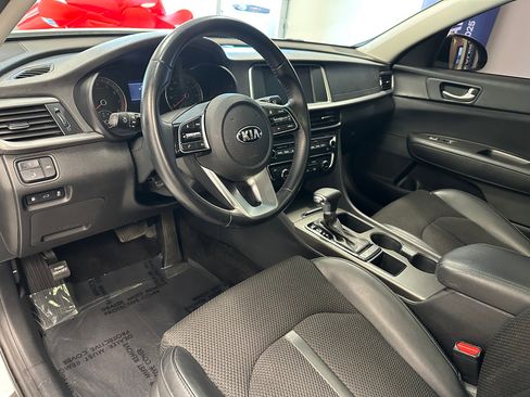 Used 2019 Kia Optima S w/ S Panoramic Sunroof Package image 15