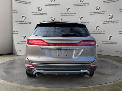 Used 2019 Lincoln MKC Premiere image 4