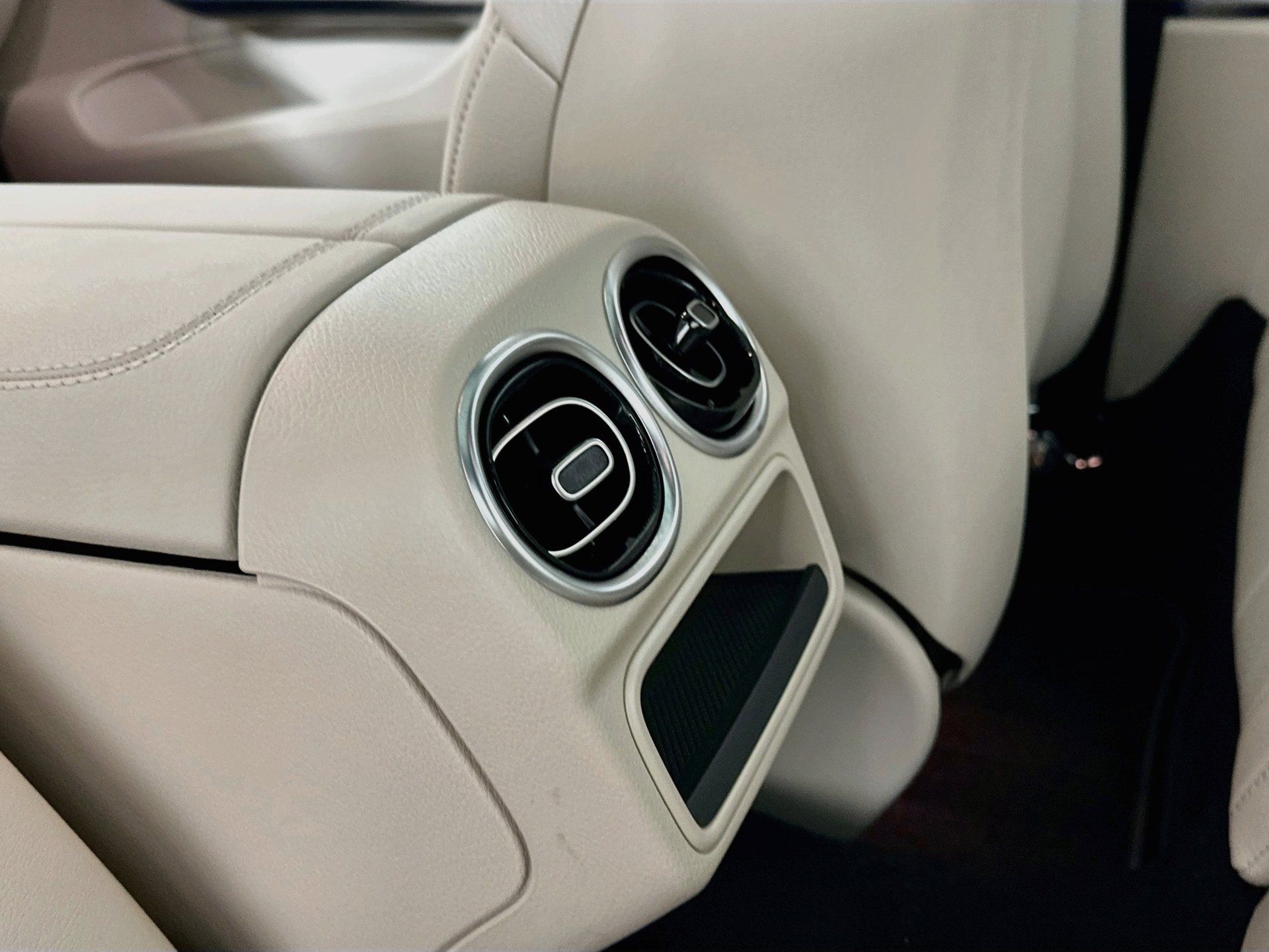 Certified 2024 Mercedes-Benz CLE 300 4MATIC Coupe image 28