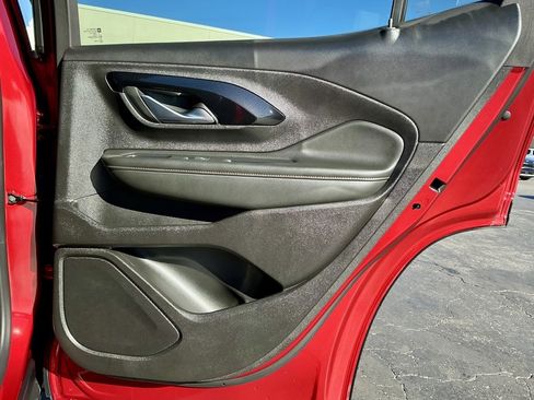 Used 2024 GMC Terrain AT4 w/ Tech Package image 25