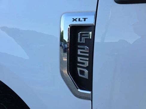Used 2022 Ford F250 XLT AWD/4WD image 9