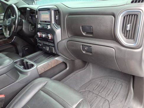 Used 2022 GMC Sierra 2500 Denali AWD/4WD image 10