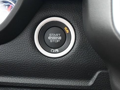 Used 2022 RAM 1500 Lone Star image 32