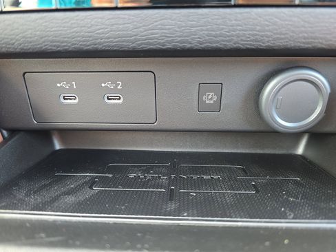 New 2025 Mitsubishi Outlander SEL image 22