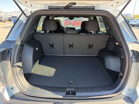 New 2026 Chevrolet Equinox LT FWD image 12
