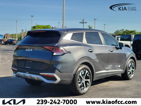 Certified 2024 Kia Sportage EX FWD image 6