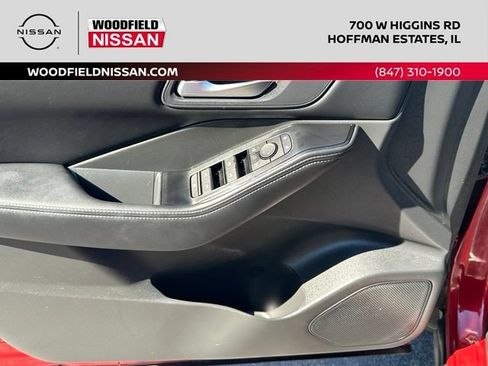 Certified 2024 Nissan Rogue SV AWD/4WD image 19