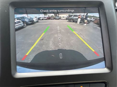 Used 2022 Jeep Cherokee Latitude Lux AWD/4WD image 4