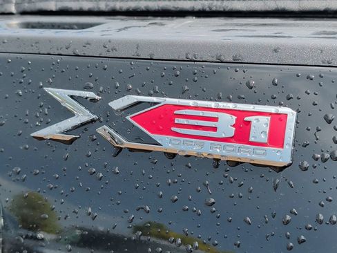 Used 2026 GMC Sierra 2500 SLE w/ SLE Value Package; AWD/4WD image 44