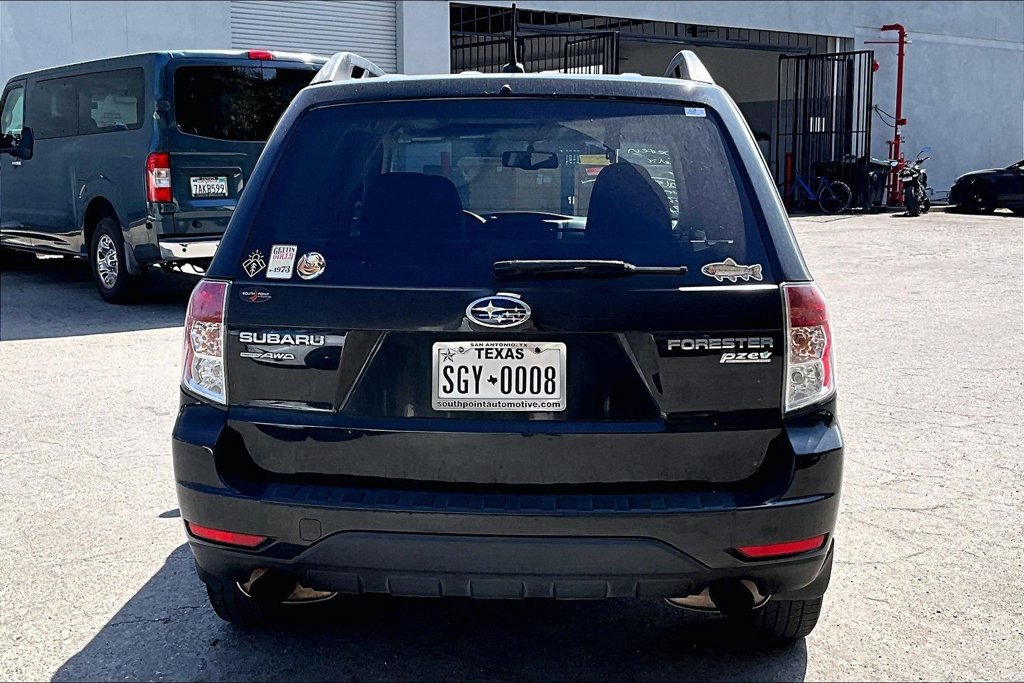Used 2011 Subaru Forester 2.5X Premium w/ All-Weather Pkg AWD/4WD image 5