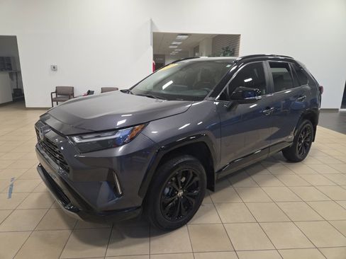 Used 2024 Toyota RAV4 XSE image 3